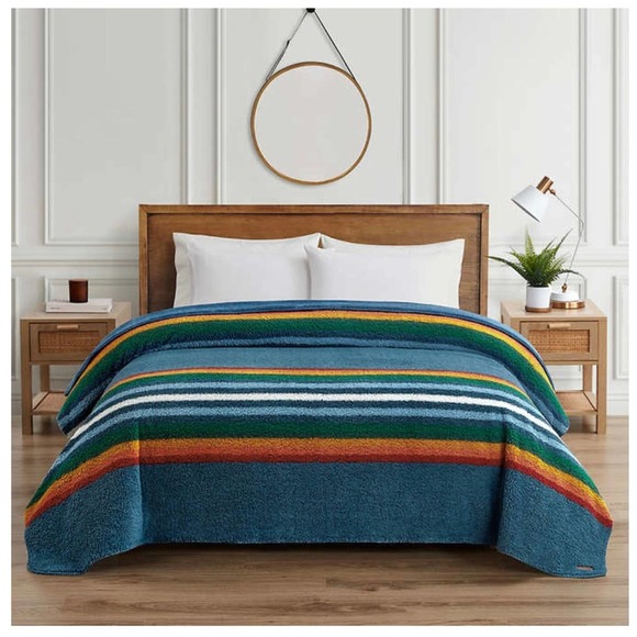 Pendleton Sherpa Fleece Blanket Bedding Bedroom Striped Throw size King - Picture 4 of 6